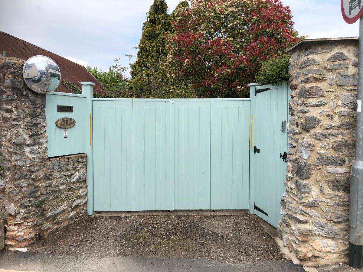 Frog Palace - Secure Parking-Outside Area-Topsham-Exeter-Beach-Chiefs-Wifi Екстериор снимка